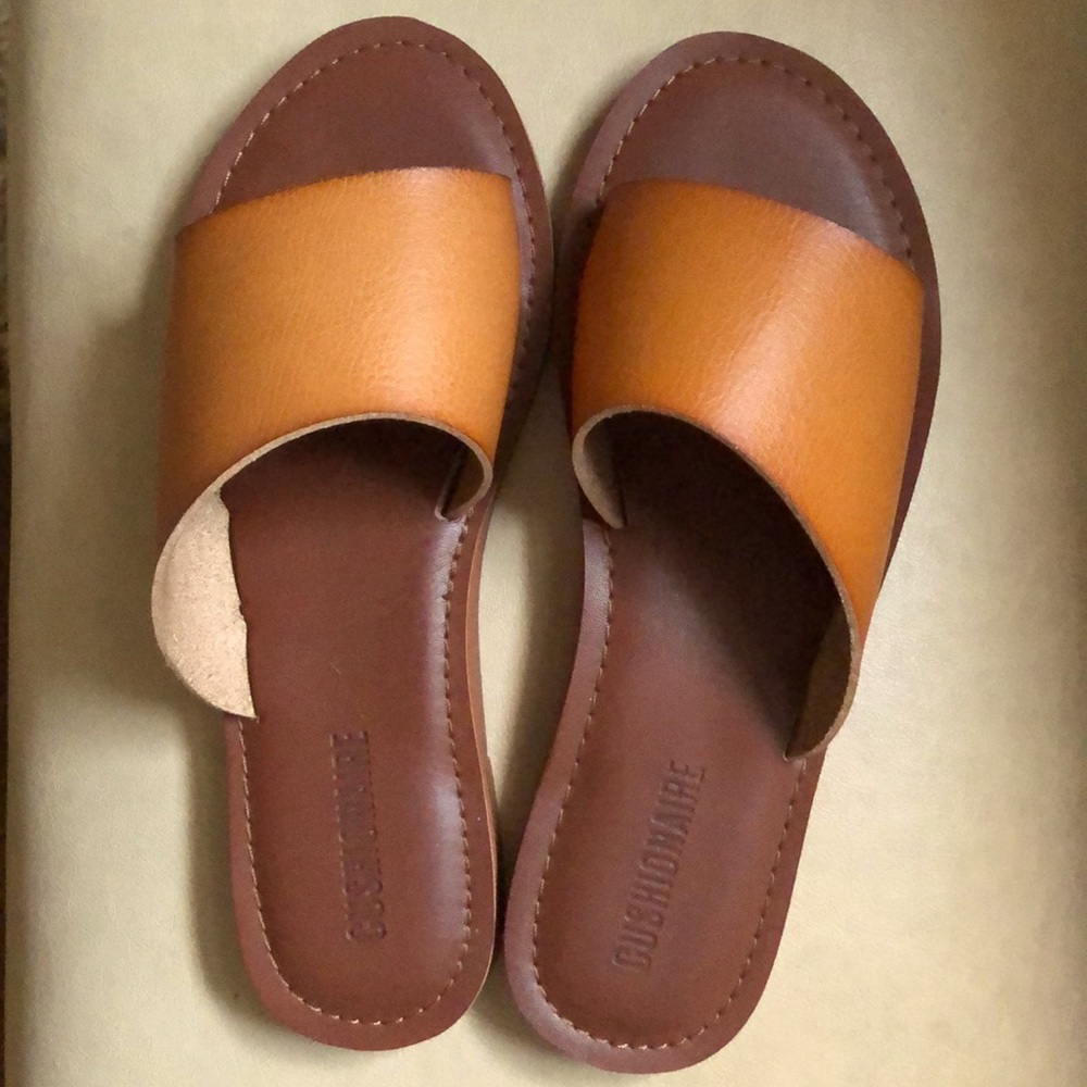 Cushionaire Carly Slide Sandal
